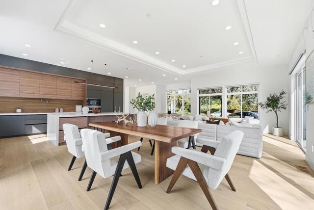 395 Martens Avenue, Mountain View, CA 94040