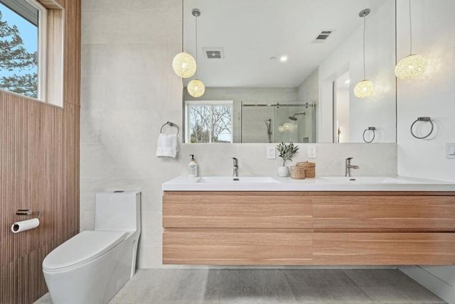 395 Martens Avenue, Mountain View, CA 94040