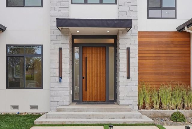 395 Martens Avenue, Mountain View, CA 94040