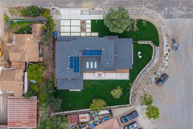 395 Martens Avenue, Mountain View, CA 94040