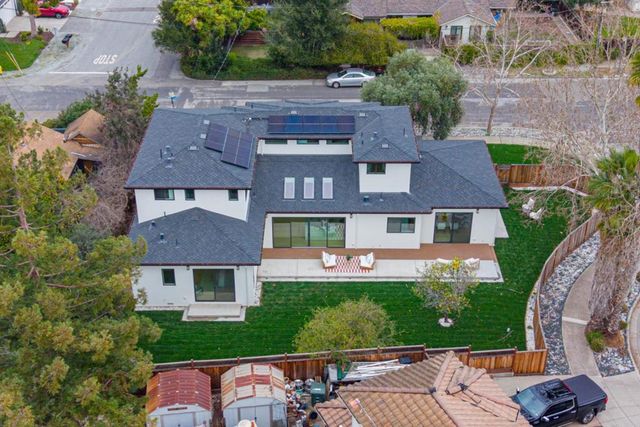 395 Martens Avenue, Mountain View, CA 94040
