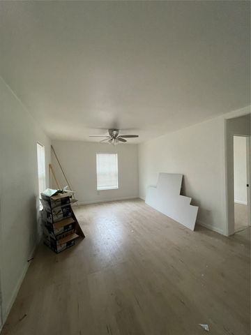 4731 Stokes Street, Dallas, TX 75216
