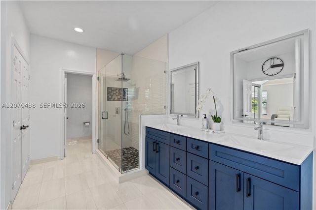 451 NW 194th Ave, Pembroke Pines, FL 33029