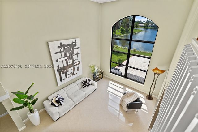 451 NW 194th Ave, Pembroke Pines, FL 33029