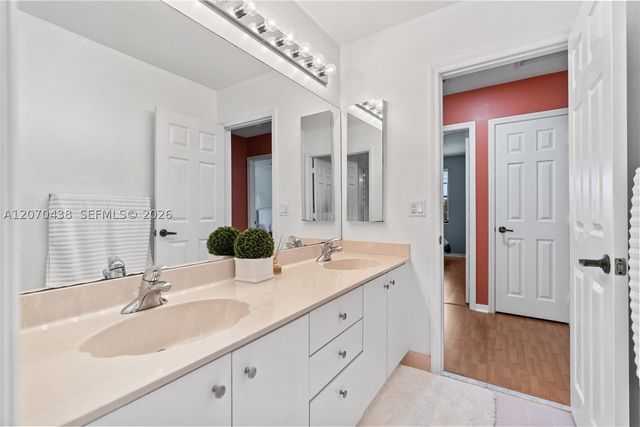 451 NW 194th Ave, Pembroke Pines, FL 33029