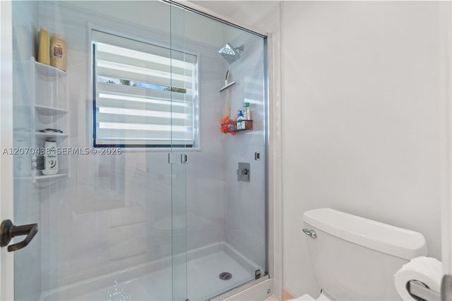 451 NW 194th Ave, Pembroke Pines, FL 33029