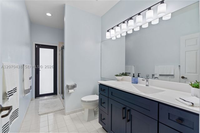 451 NW 194th Ave, Pembroke Pines, FL 33029