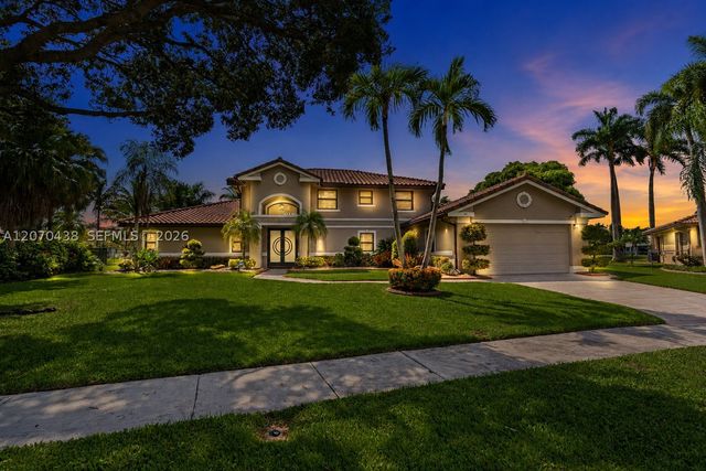 451 NW 194th Ave, Pembroke Pines, FL 33029