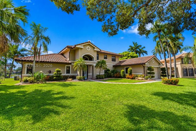 451 NW 194th Ave, Pembroke Pines, FL 33029