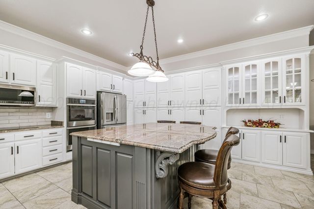 7805 Clearmeadow Drive, Amarillo, TX 79119