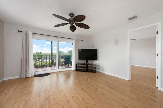 515 LEFFINGWELL AVENUE 112, Ellenton, FL 34222