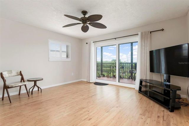 515 LEFFINGWELL AVENUE 112, Ellenton, FL 34222