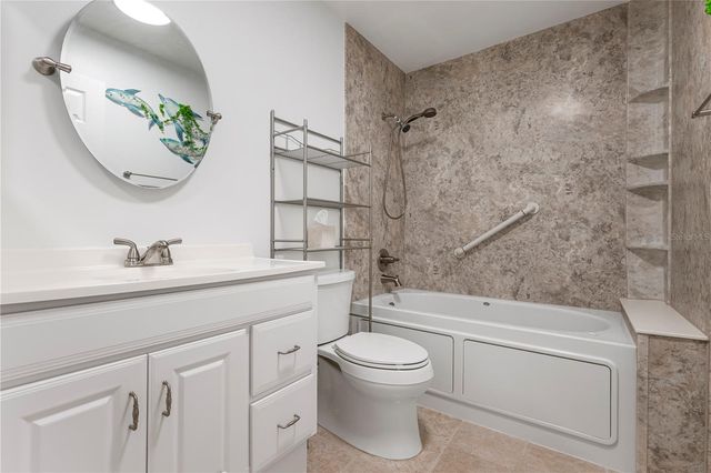 515 LEFFINGWELL AVENUE 112, Ellenton, FL 34222