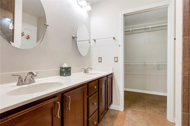 515 LEFFINGWELL AVENUE 112, Ellenton, FL 34222