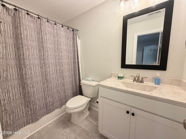 3323 School View Drive, Farmville, NC 27828