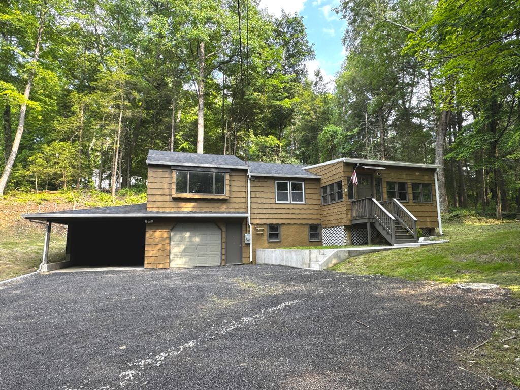 17 Haviland Road, New Milford, CT 06776