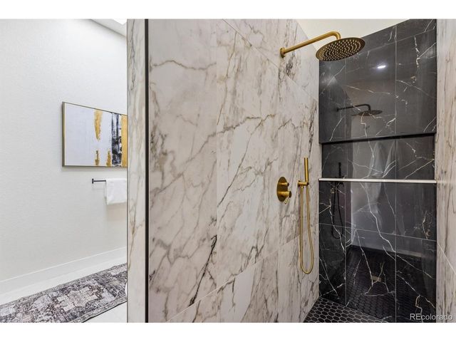 2260 Leyden St, Denver, CO 80207