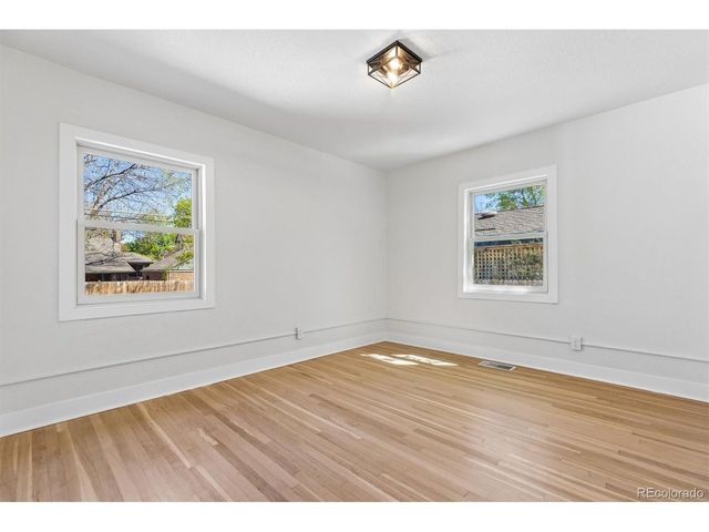 2260 Leyden St, Denver, CO 80207