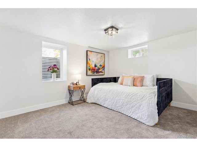 2260 Leyden St, Denver, CO 80207