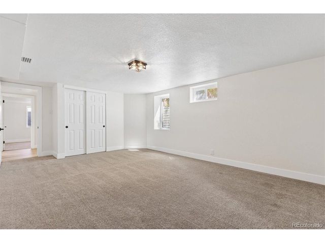 2260 Leyden St, Denver, CO 80207