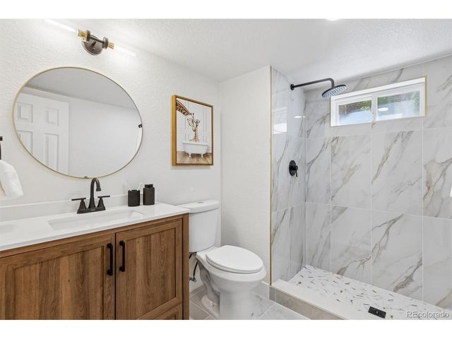 2260 Leyden St, Denver, CO 80207