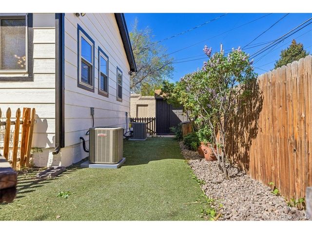 2260 Leyden St, Denver, CO 80207