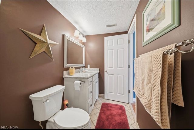 5237 Lake Road W 1107, Ashtabula, OH 44004