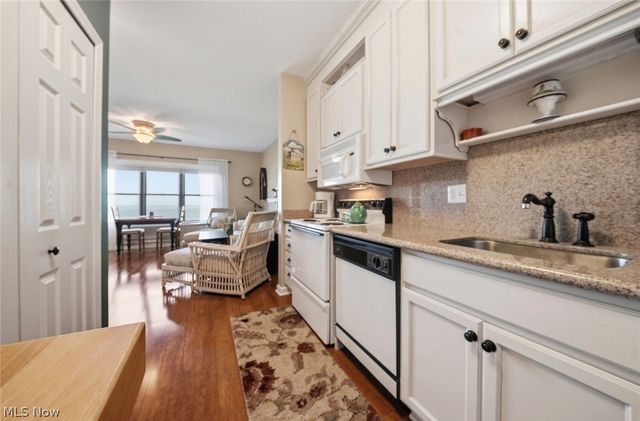 5237 Lake Road W 1107, Ashtabula, OH 44004