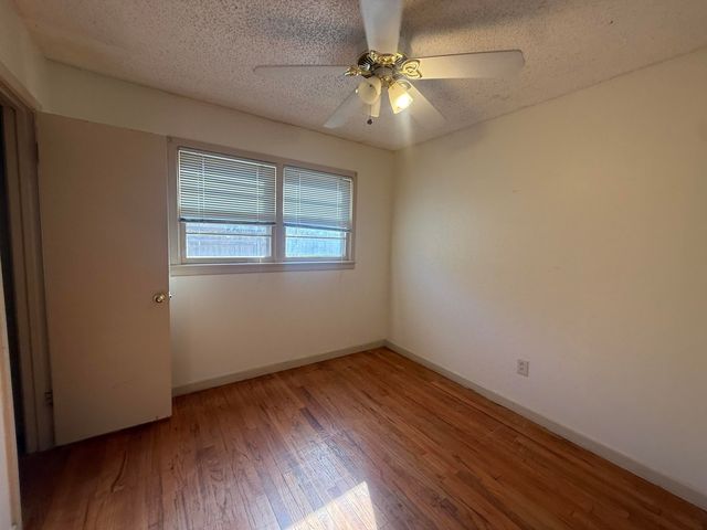 4913 40th Street, Lubbock, TX 79414