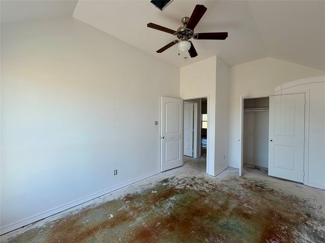 315 County Road 365, Gainesville, TX 76240