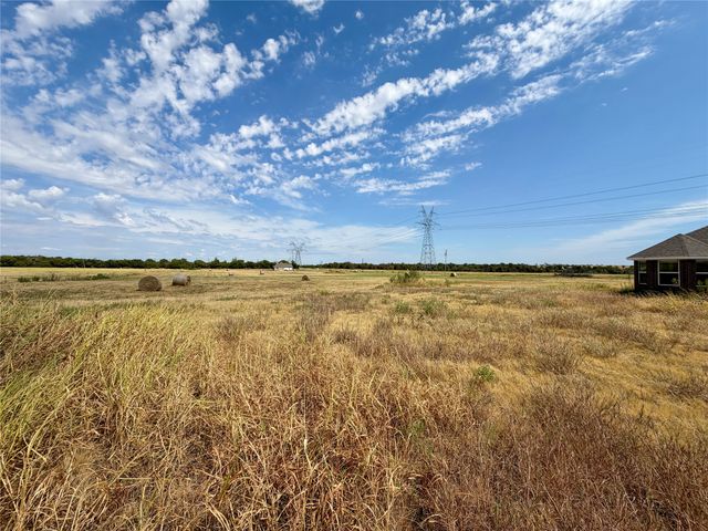 315 County Road 365, Gainesville, TX 76240