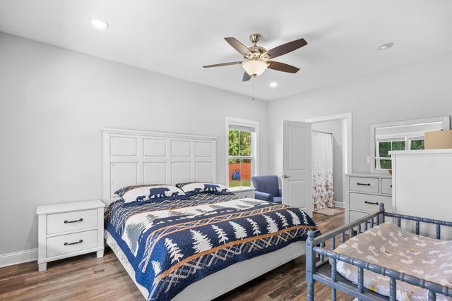 792 Roberts Rd., Aynor, SC 29511