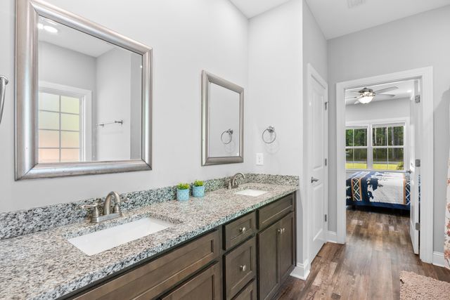 792 Roberts Rd., Aynor, SC 29511