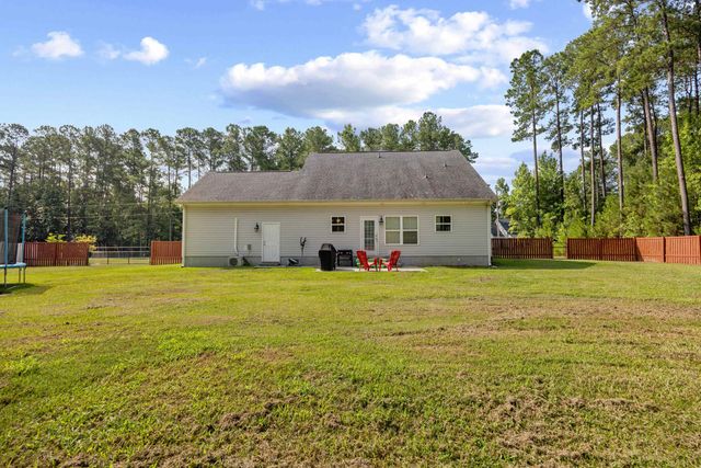 792 Roberts Rd., Aynor, SC 29511