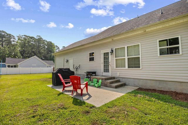 792 Roberts Rd., Aynor, SC 29511