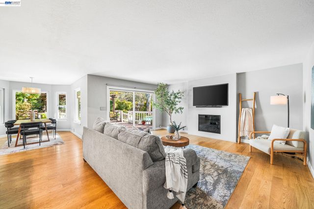 4262 Tamur Ct, Pleasanton, CA 94566