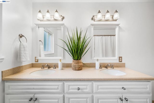 4262 Tamur Ct, Pleasanton, CA 94566