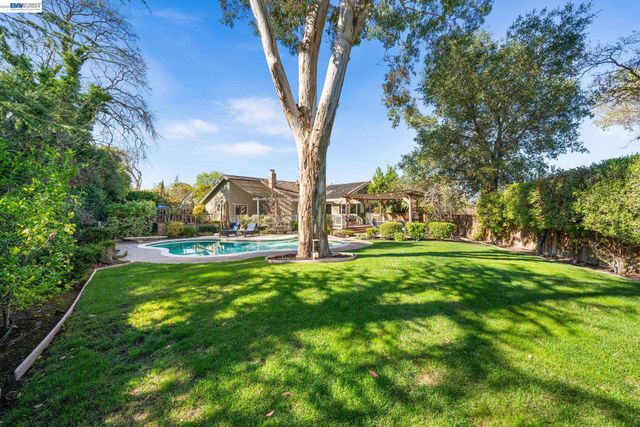 4262 Tamur Ct, Pleasanton, CA 94566