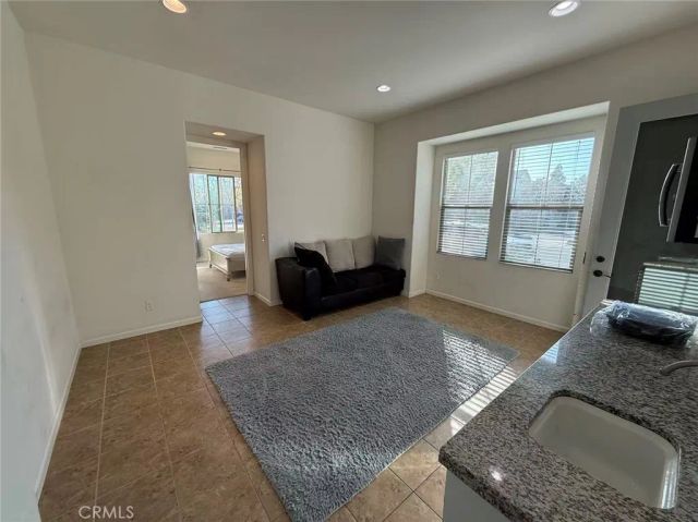 130 FOLLYHATCH, Irvine, CA 92618