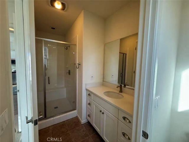 130 FOLLYHATCH, Irvine, CA 92618