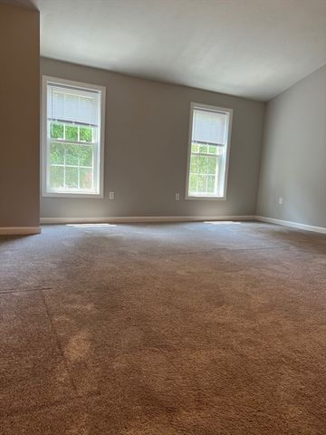 17 Foster St 14, Brockton, MA 02301