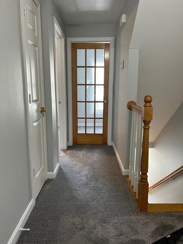17 Foster St 14, Brockton, MA 02301