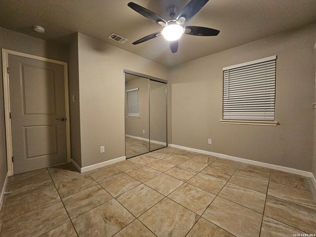 12214 NORTHLEDGE DR, Live Oak, TX 78233