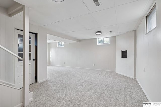 13233 Cedar Circle, Omaha, NE 68144