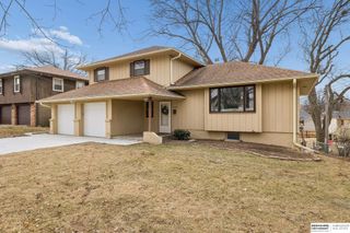 13233 Cedar Circle, Omaha, NE 68144
