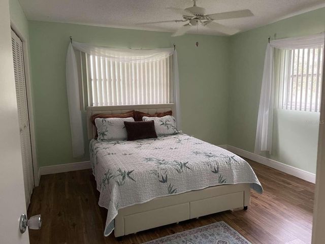 5624 PALM AIRE DRIVE V105, Sarasota, FL 34243