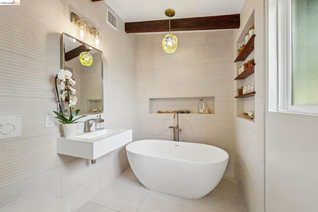 2645 Buenos Aires Ct, Walnut Creek, CA 94597