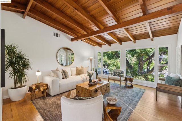 2645 Buenos Aires Ct, Walnut Creek, CA 94597