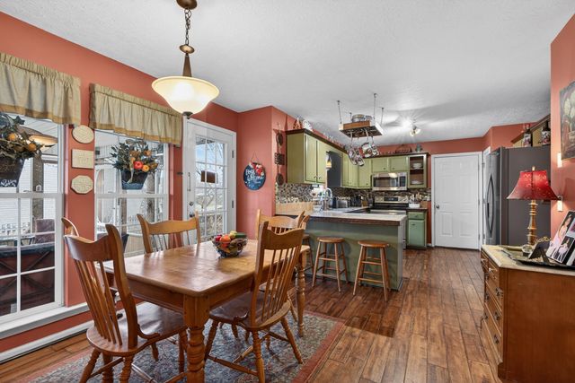 484 Hunters Ridge Road, Versailles, KY 40383