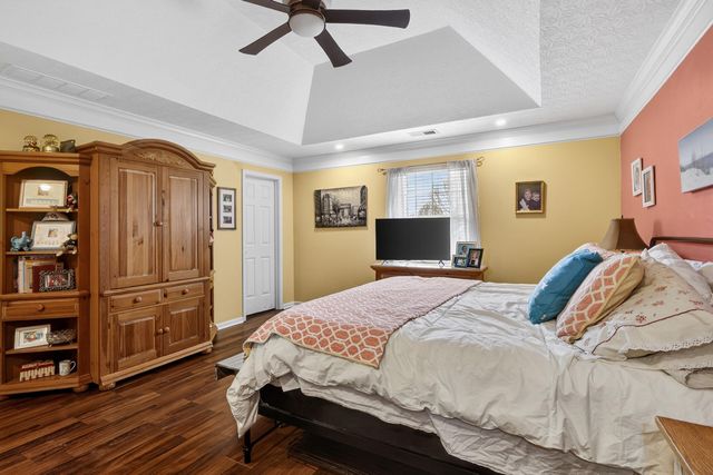 484 Hunters Ridge Road, Versailles, KY 40383